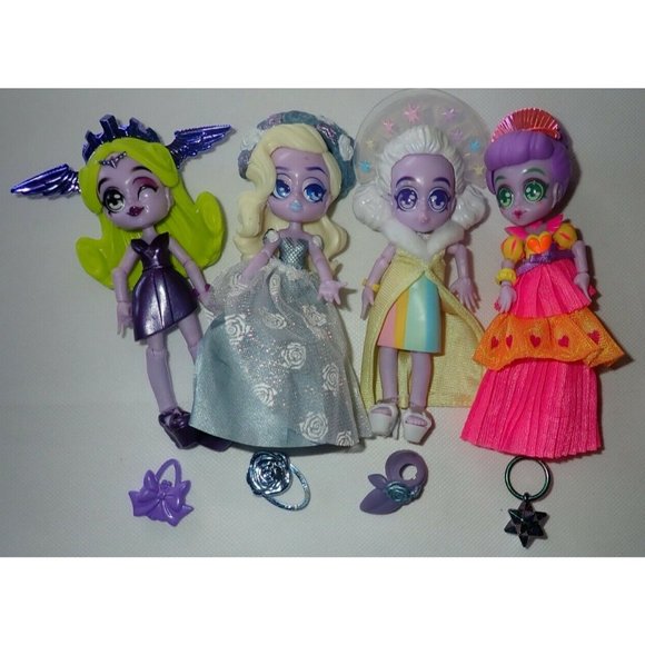 Capsule Chix Surprise Fashion Dolls Outfits Shoes Jewelry Accessories Lot Of 4 - Picture 1 of 4